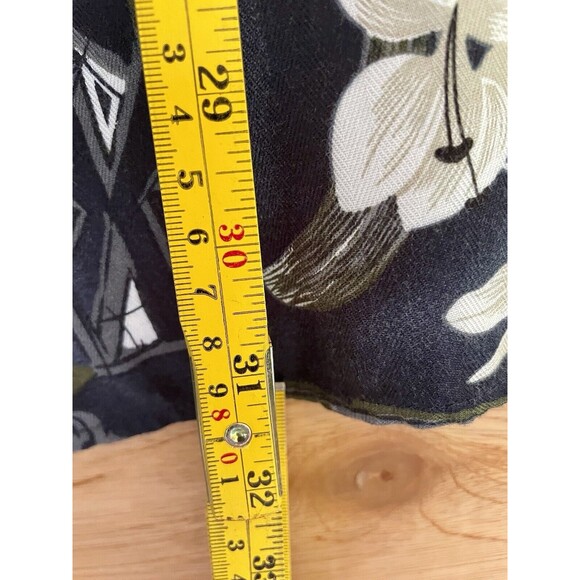 Roundtree York Hawaiian Shirt Men’s Size XL Blue White Floral - Picture 6 of 7